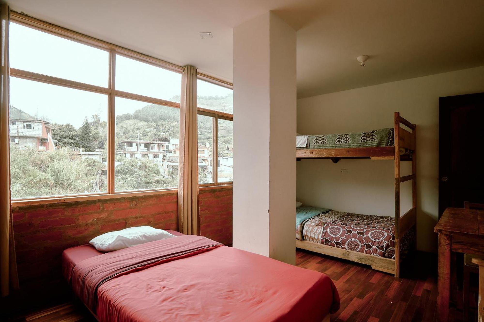 Backpackers-Balcones-River-Lodge Baños Eksteriør bilde
