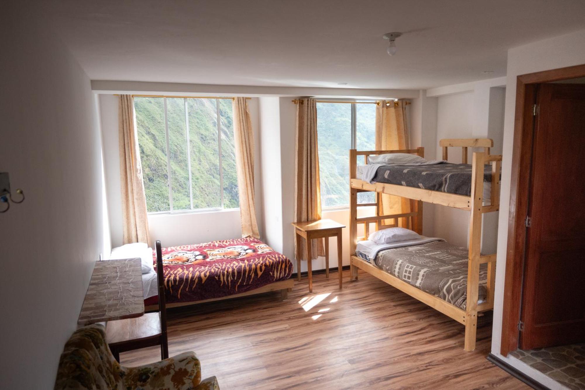 Backpackers-Balcones-River-Lodge Baños Eksteriør bilde